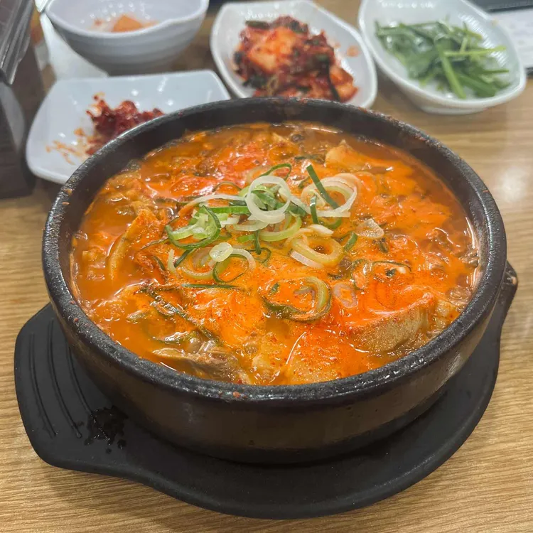 동춘사골순대국 대표 사진