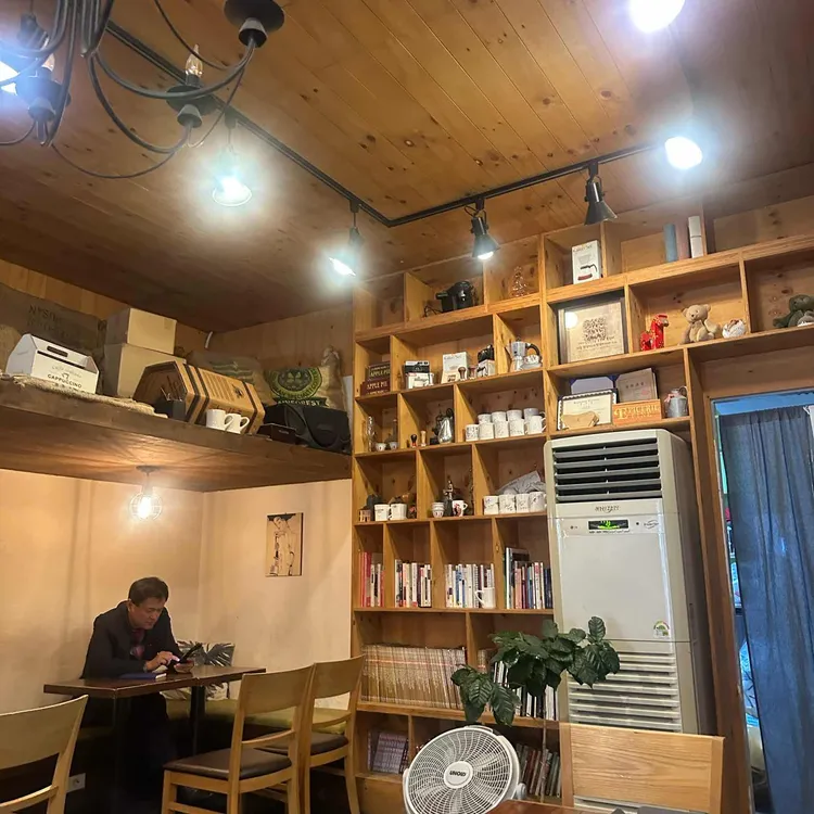 앨리스토리 대표 사진