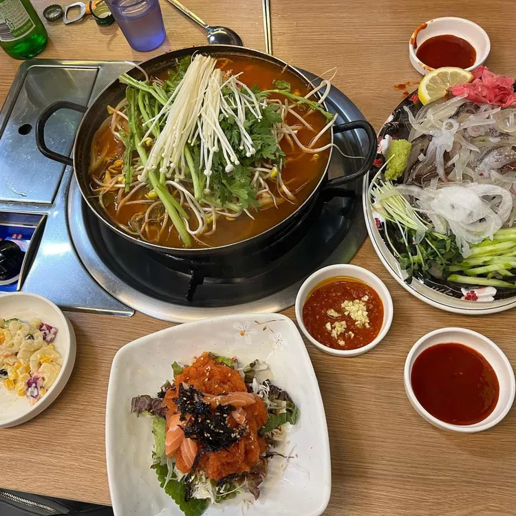속초오징어어시장 대표 사진