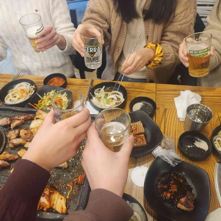 사당역 힘찬정육식당 사진 2