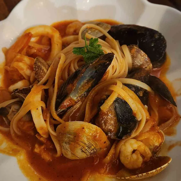 지오쿠치나 대표 사진