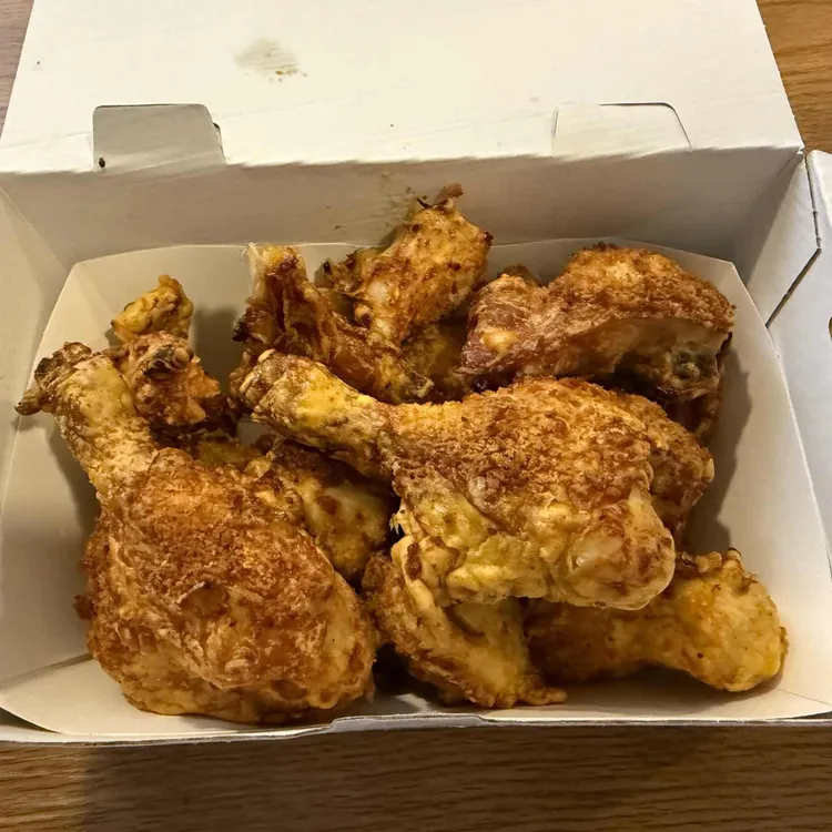 BBQ치킨 사진 1
