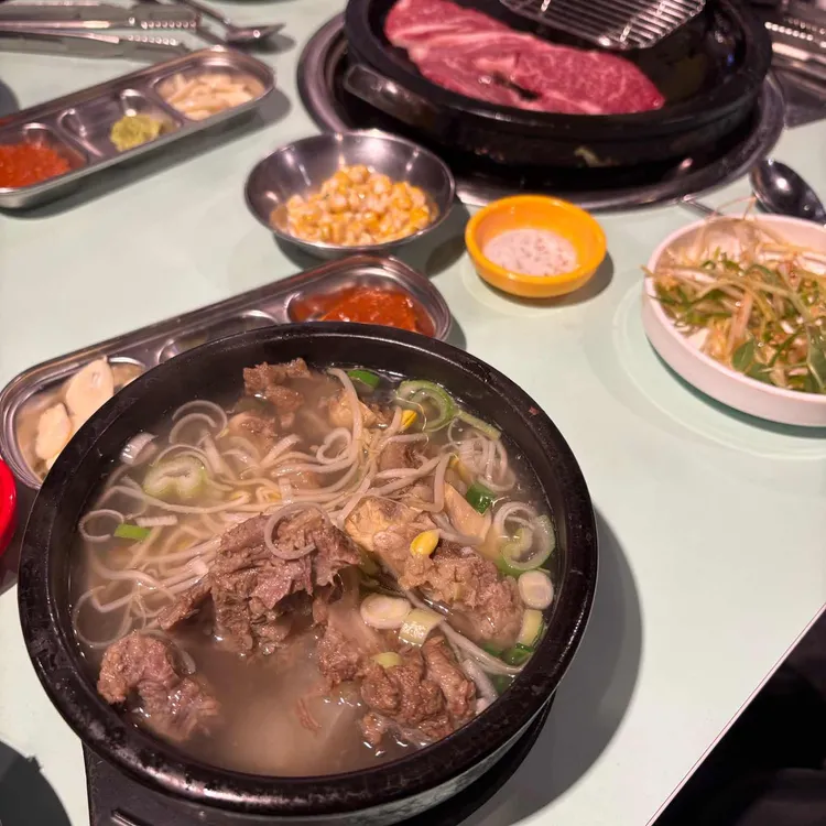 꾸석지돌판한우 대표 사진