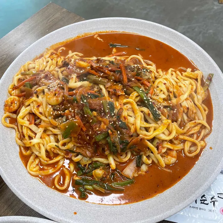 북동삼거리 손칼국수 사진 1