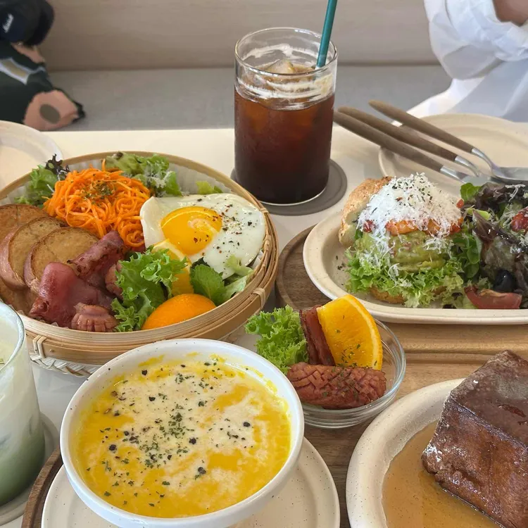 슬로우우즈 대표 사진