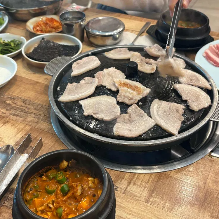 망우 찜쌈밥 사진 1