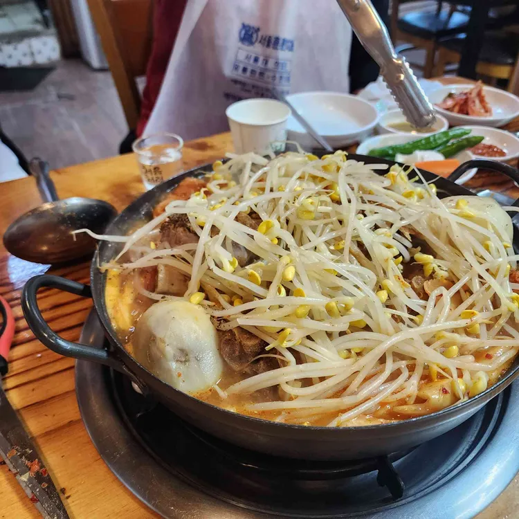황토김치감자탕 대표 사진