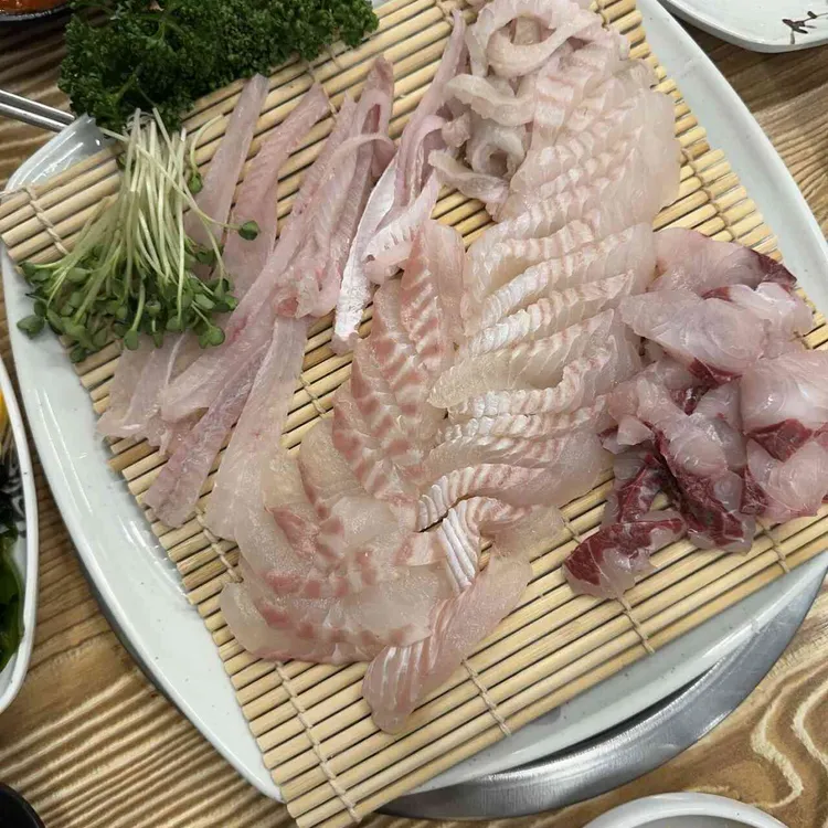 어촌횟집 사진 2
