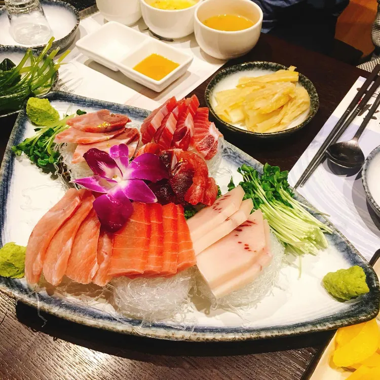 진우리참치 대표 사진
