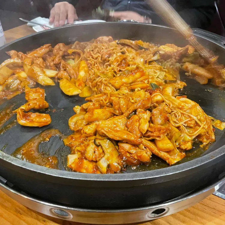 항아리닭갈비막국수 대표 사진
