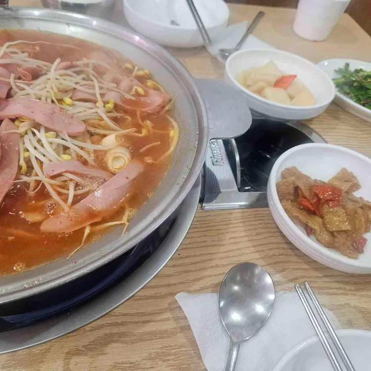 발리부대찌개 대표 사진