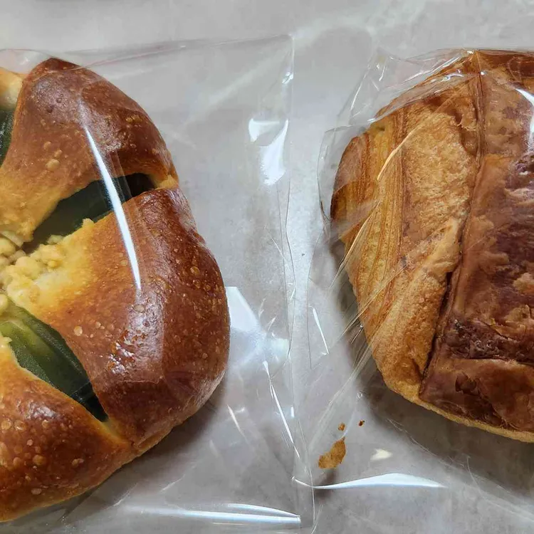 곤트란쉐리에 대표 사진