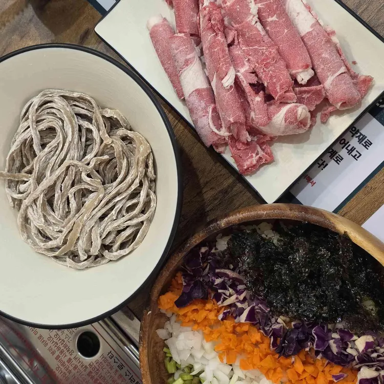 양천샤브손칼국수 대표 사진