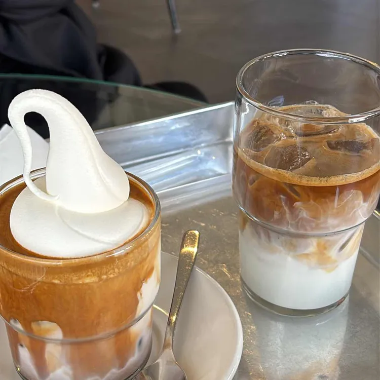 지이즈 대표 사진