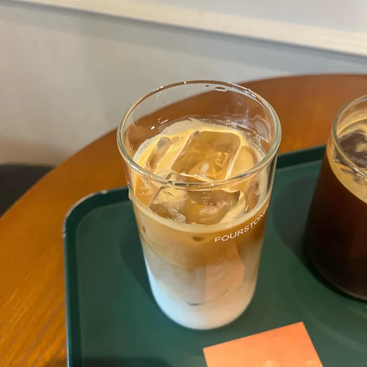 포스톤즈 커피로스터스 사진