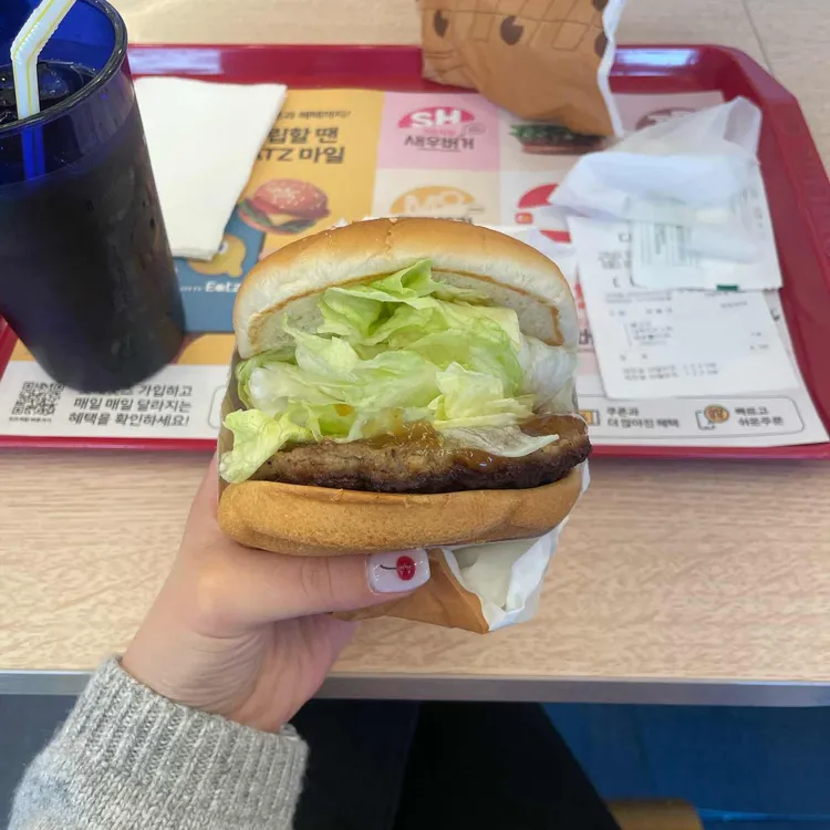 롯데리아 대표 사진