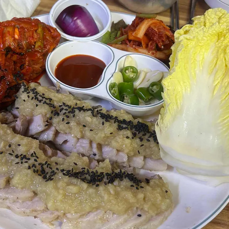엄마마늘보쌈 대표 사진
