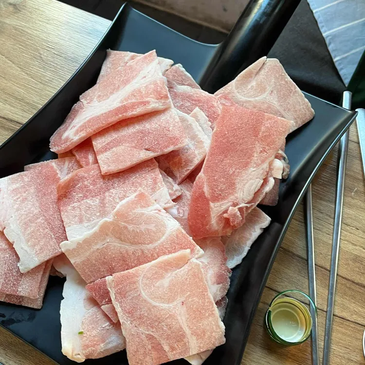 추운돼지 대표 사진