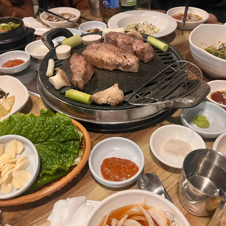 금관꽃돼지 사진 1