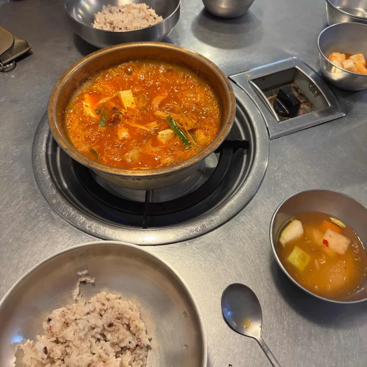 전통김치찌개전문점 대표 사진