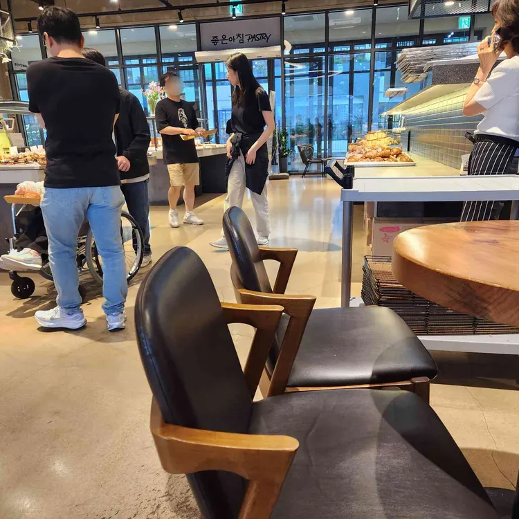 좋은아침 페스츄리 대표 사진