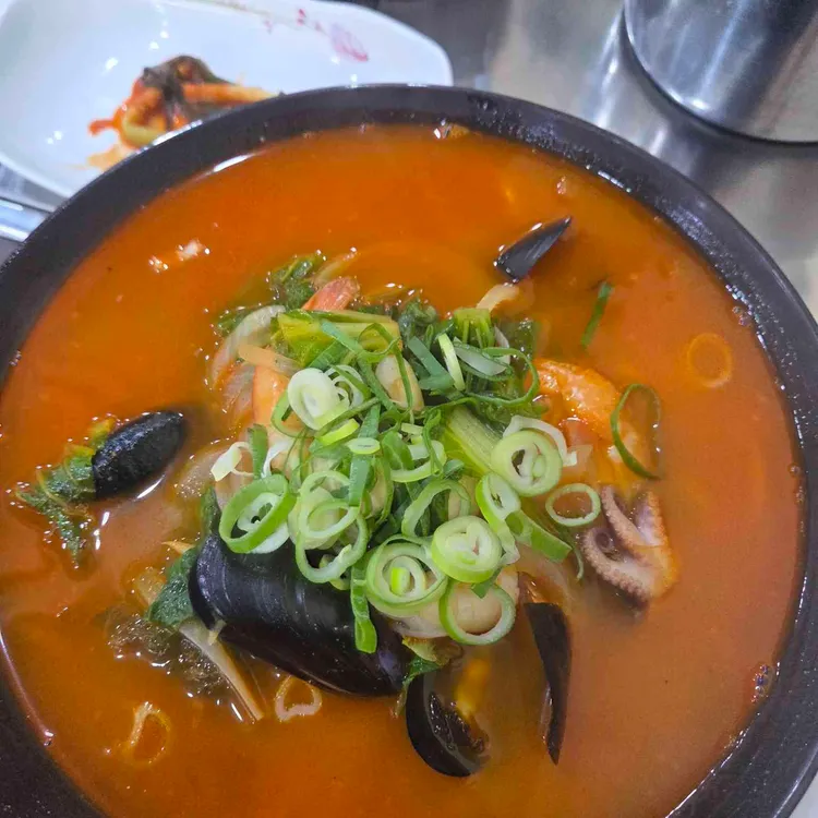 결국오늘,감자탕 대표 사진