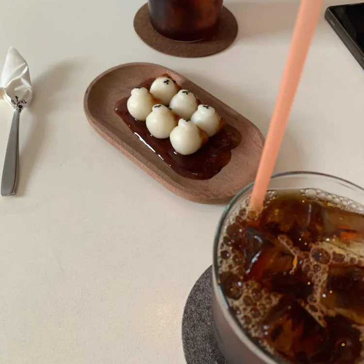 유영 대표 사진