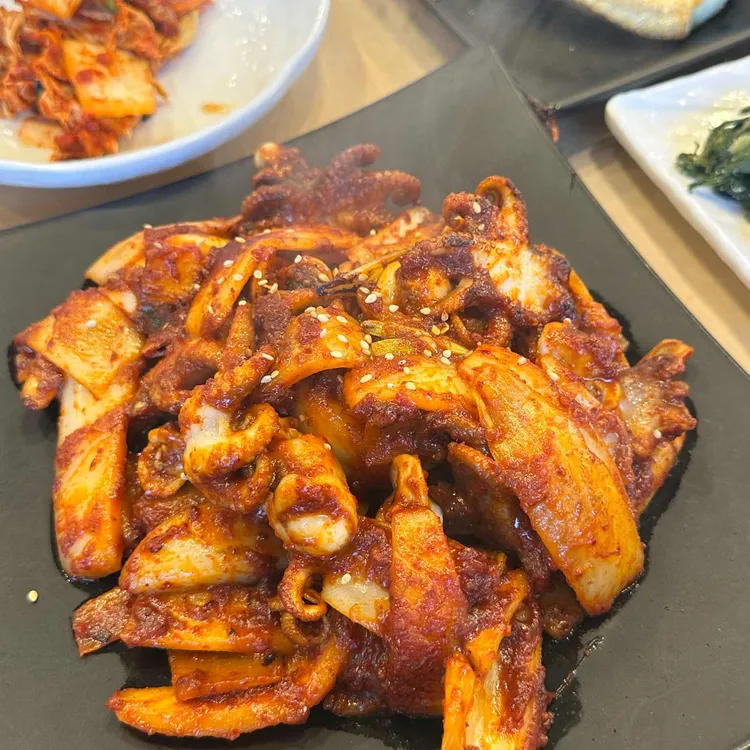 채운 사진