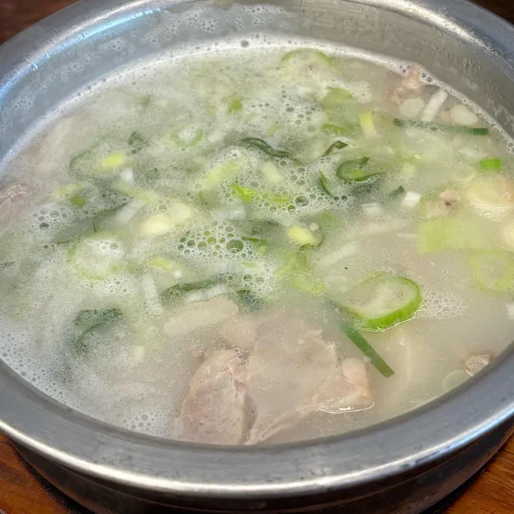 안녕돼지국밥 사진 1