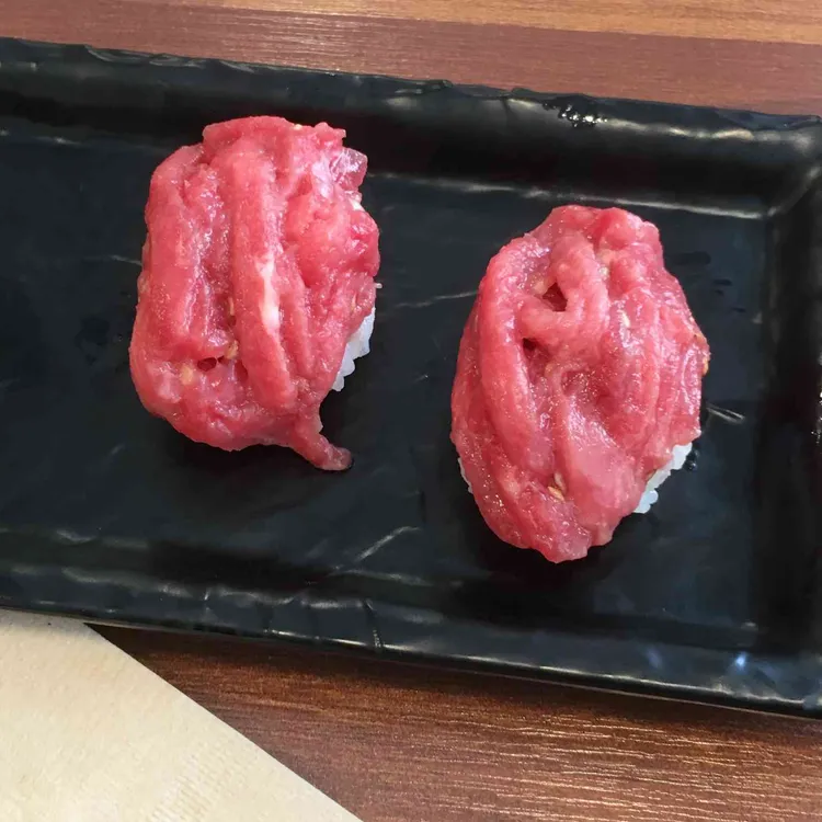 육회바른연어 대표 사진