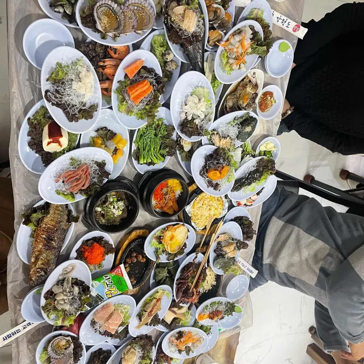 내고향강원도 - 연안부두 횟집, 반상 맛집 | 다이닝코드, 빅데이터 맛집검색