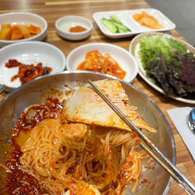 영동밀면&돼지국밥 사진 2