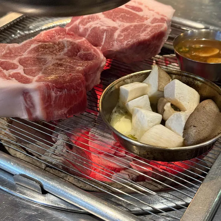 돈멜 사진 2