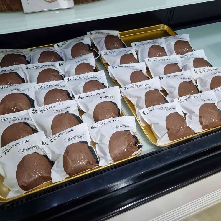 빵장수단팥빵 대표 사진