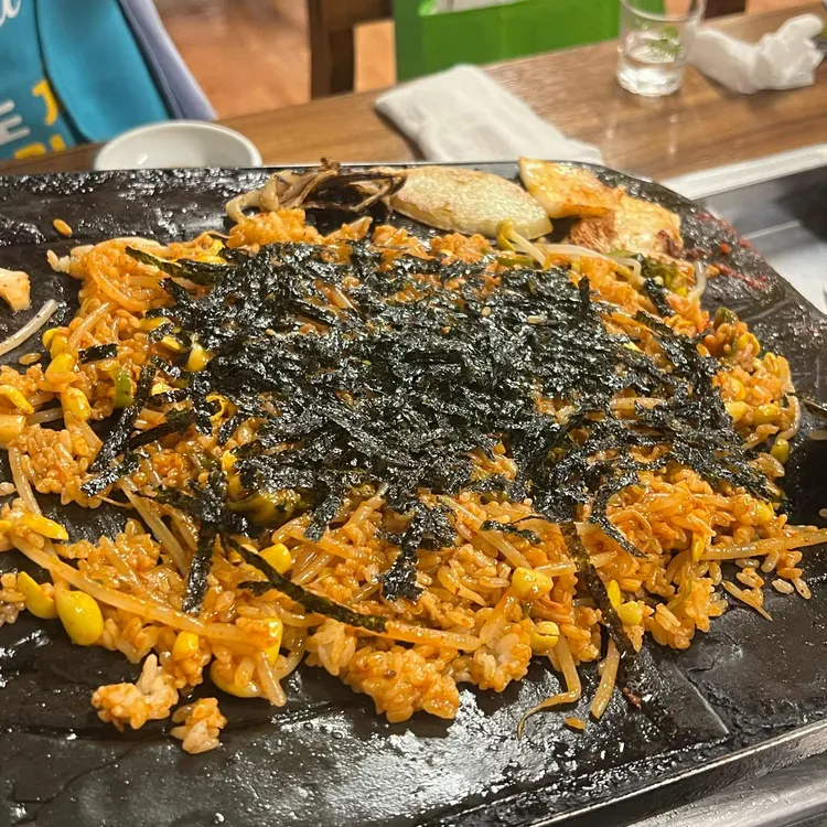 자연석돌구이 대표 사진