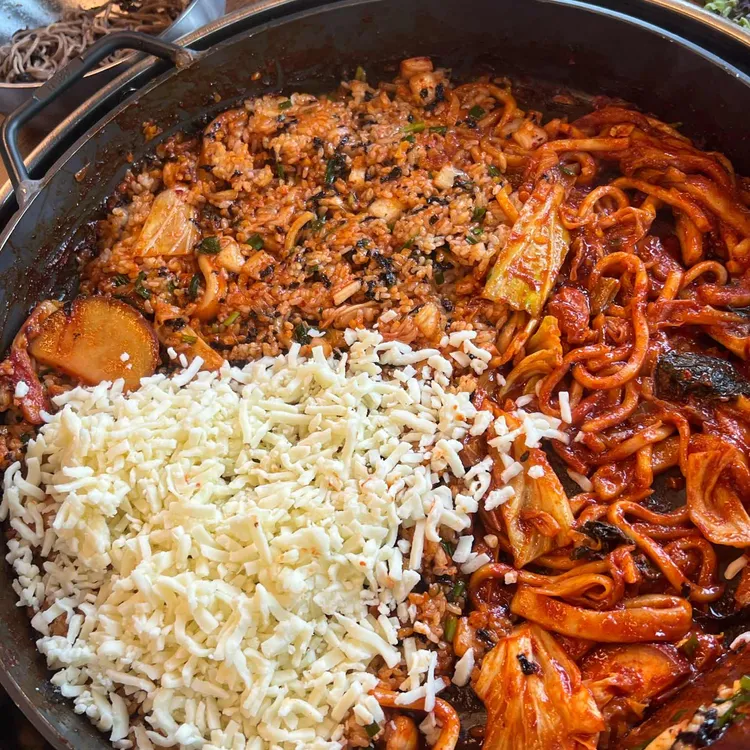 영희네닭갈비바베큐 대표 사진