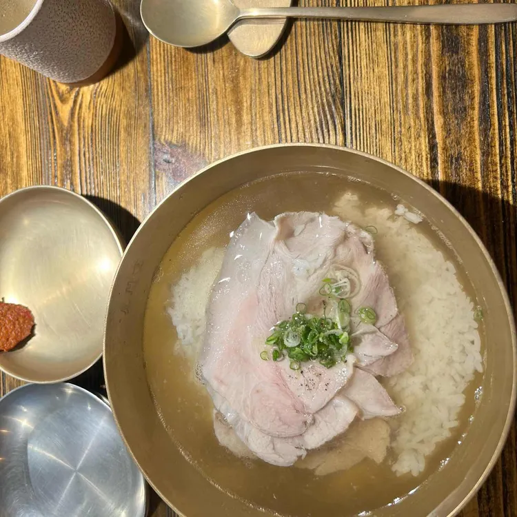 옥동식 대표 사진