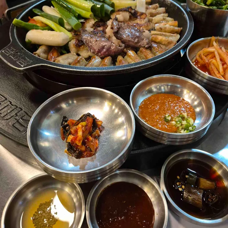 곱마담 대표 사진