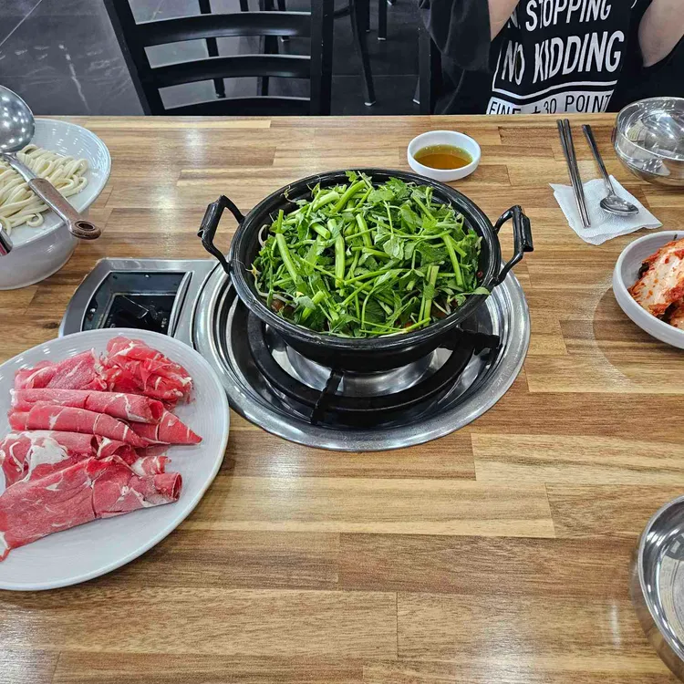 등촌샤브칼국수 대표 사진