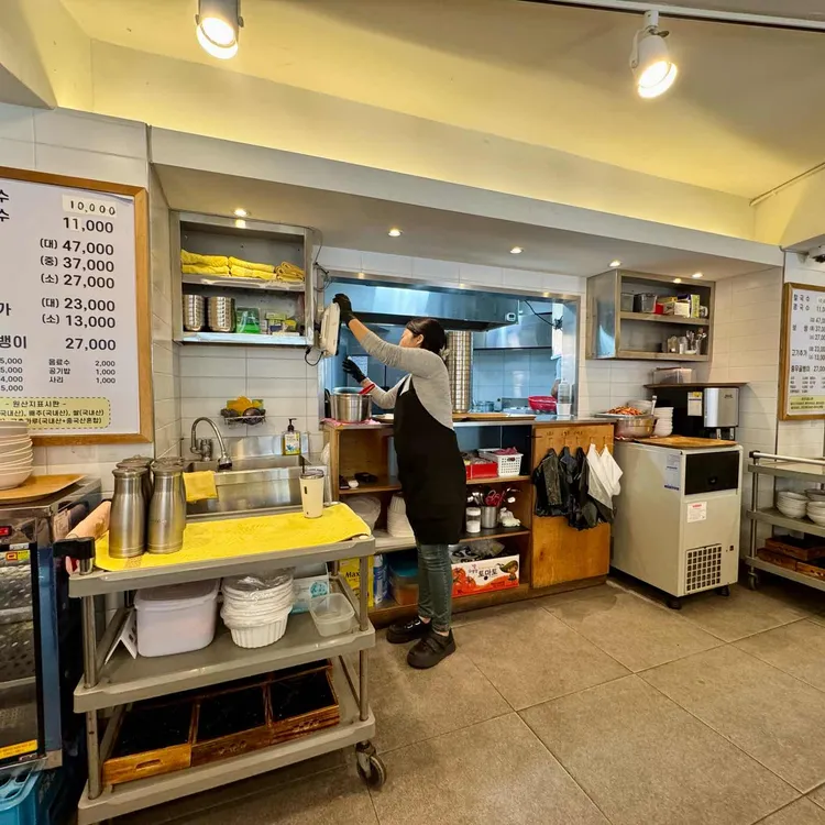 충무칼국수보쌈 대표 사진