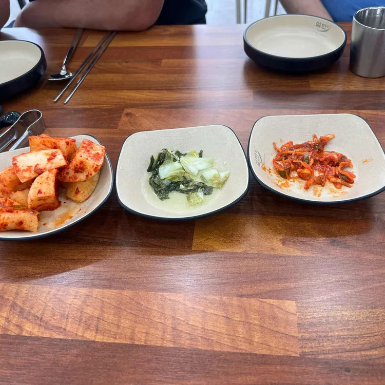 설반 대표 사진