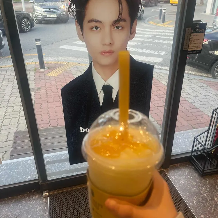 컴포즈커피 대표 사진