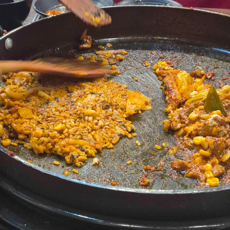 유가네닭갈비 대표 사진