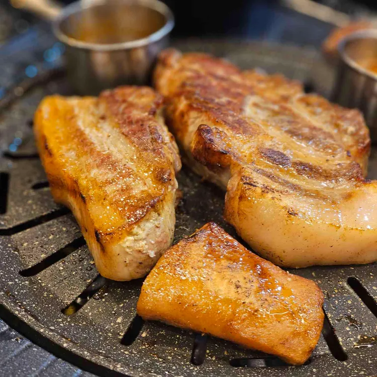 금돈흑돼지 대표 사진