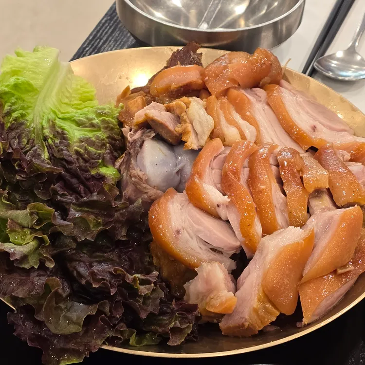 윤밀원 사진