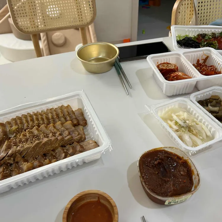 족발야시장 대표 사진