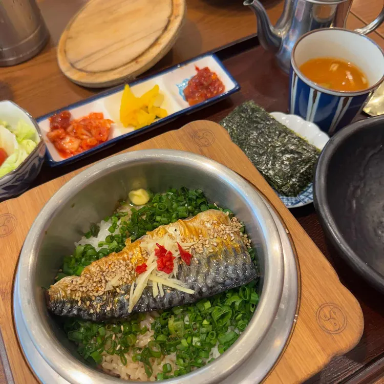 담솥 압구정점 - 압구정 솥밥, 스테이크솥밥 맛집 | 다이닝코드, 빅데이터 맛집검색