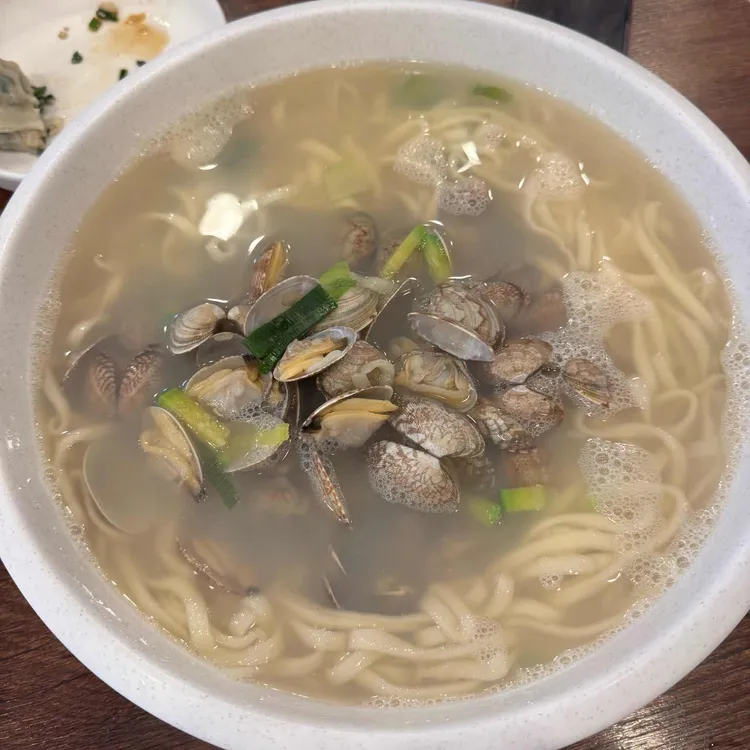 바지락손칼국수 대표 사진