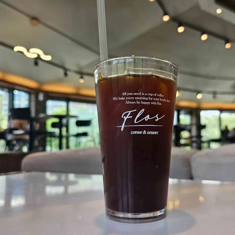 flos 대표 사진