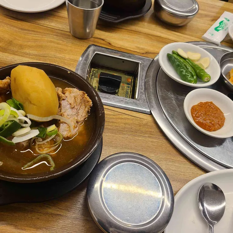 원조감자탕일미집 사진 2